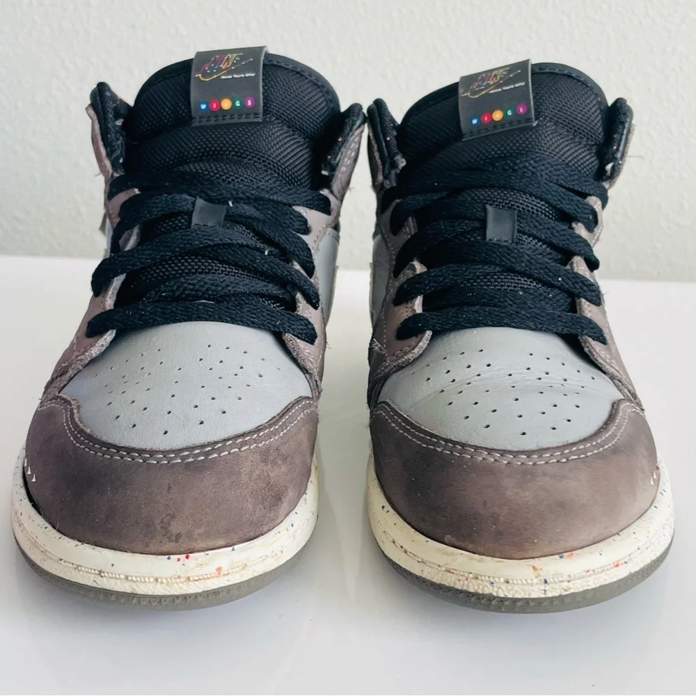 Nike Jordan NY street kids size 2.5Y